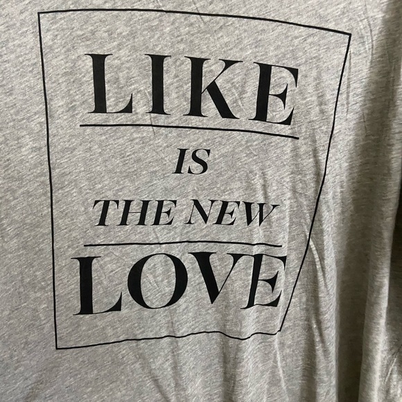 NWOT Wildfox Like is The New Love Tee Various - Picture 4 of 7